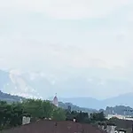 Bel Appartement Avec Grand Balcon Et Parking Prive