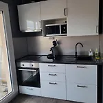 Bel Appartement Avec Grand Balcon Et Parking Prive