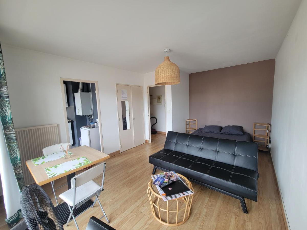 Bel Avec Grand Balcon Et Parking Prive Appartement
